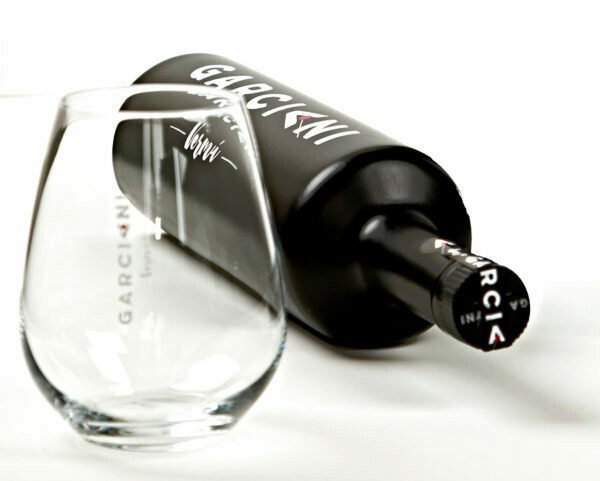 Designer glazen Vermouth (doos 6 glazen) + 1 fles Vermouth Gratis