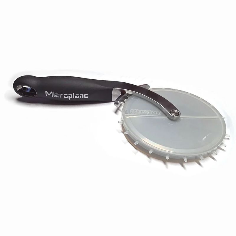 Microplane rotella per pizza con custodia fora impasto