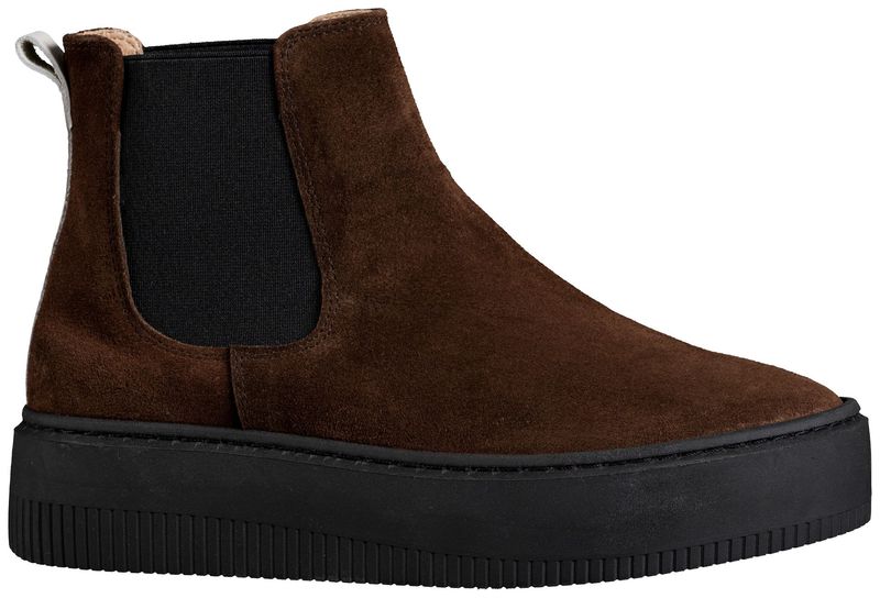 MOURA.03/19 SUEDE CHOCOLATE MILK MOURA.03/19 SUEDE CHOCOLATE MILK