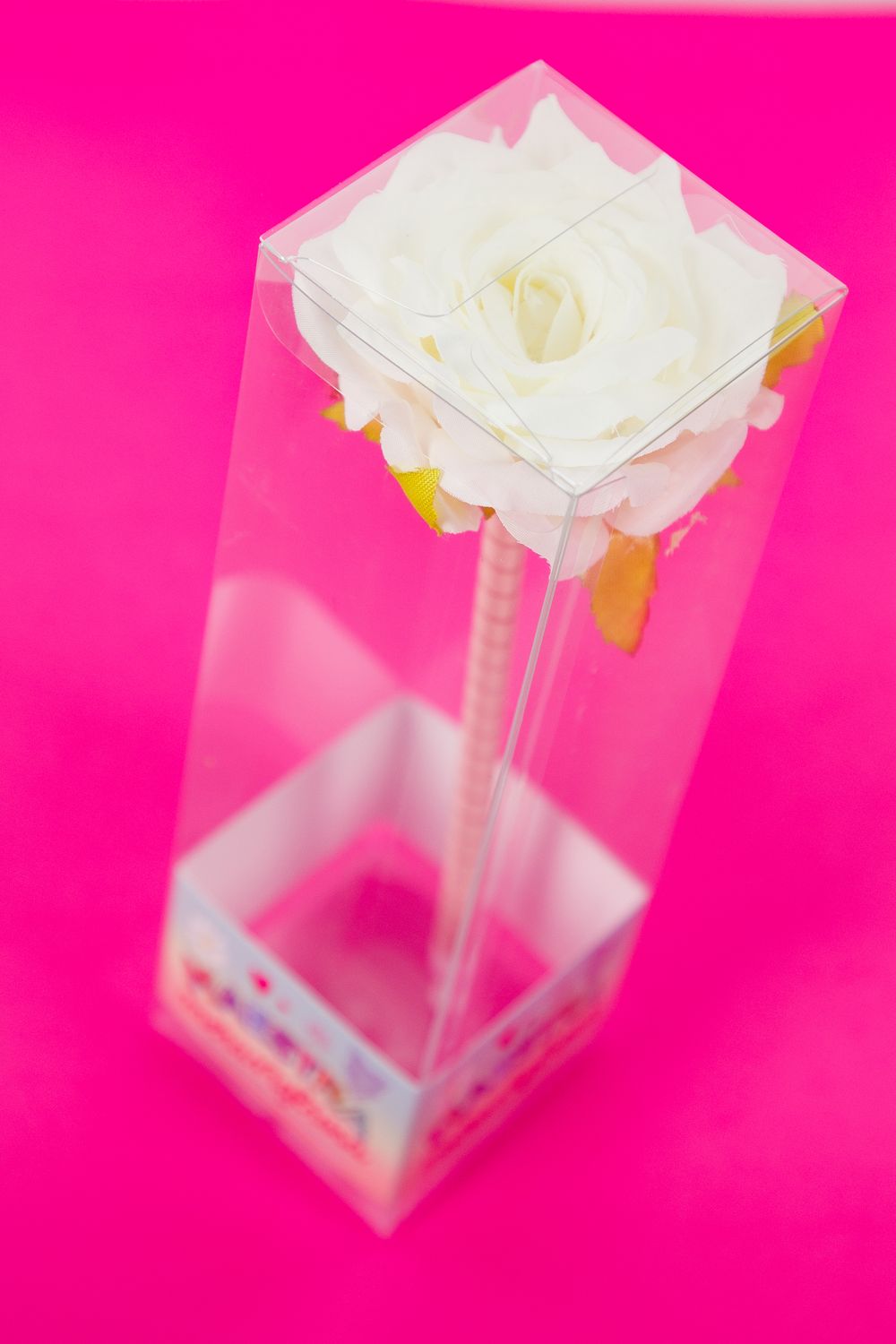 PENNA A FORMA DI ROSA