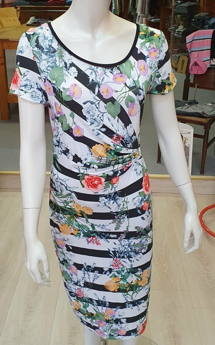Kleid