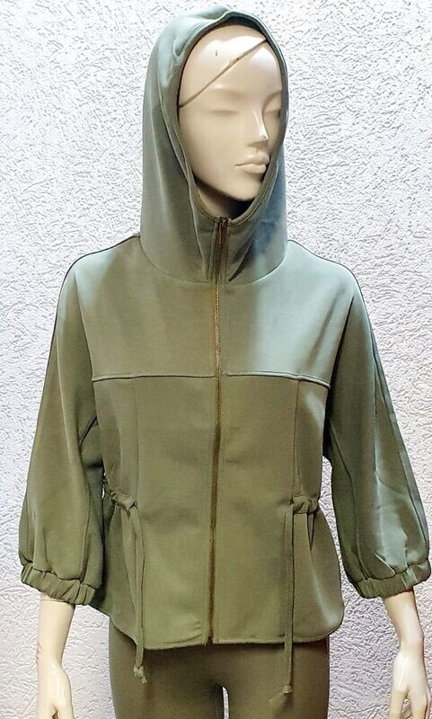Jacke mit Kaputze 3/4 Arm