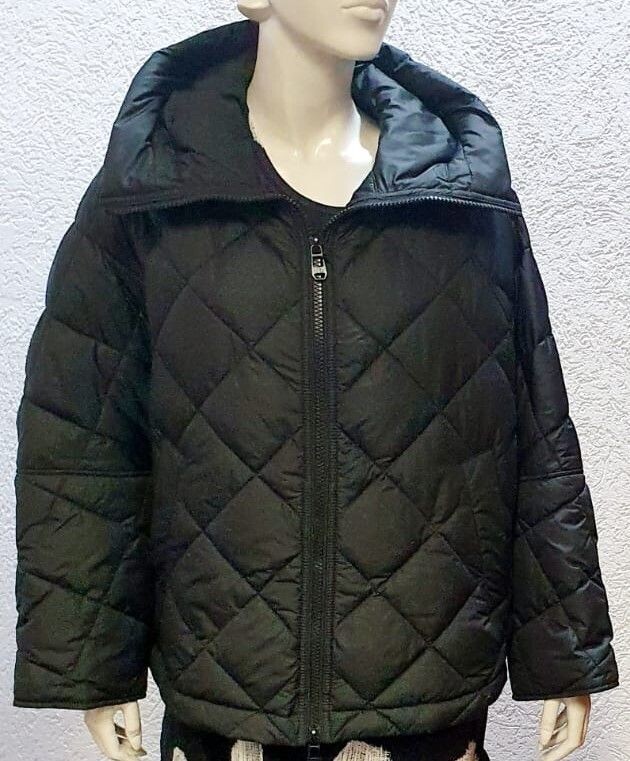 Jacke mit Kaputze