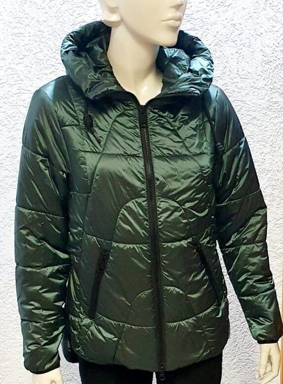 Jacke mit Kapuze
