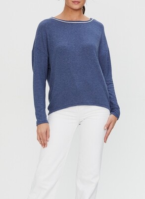 Blue Boat Neck Pullover With Contrast Piping Blue Boat Neck Pullover With Contrast Piping