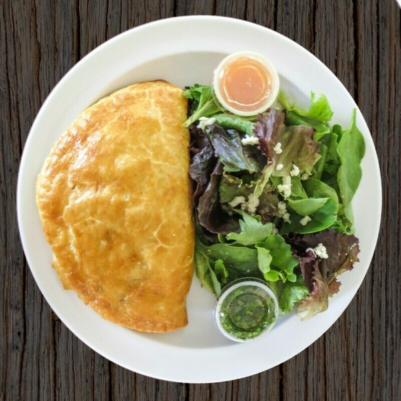 Combo 2 (1 large empanada + salad)