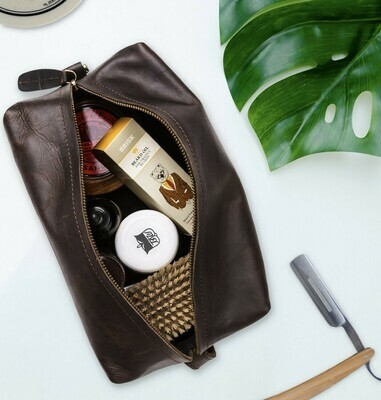The Classic Wash Bag - Brown