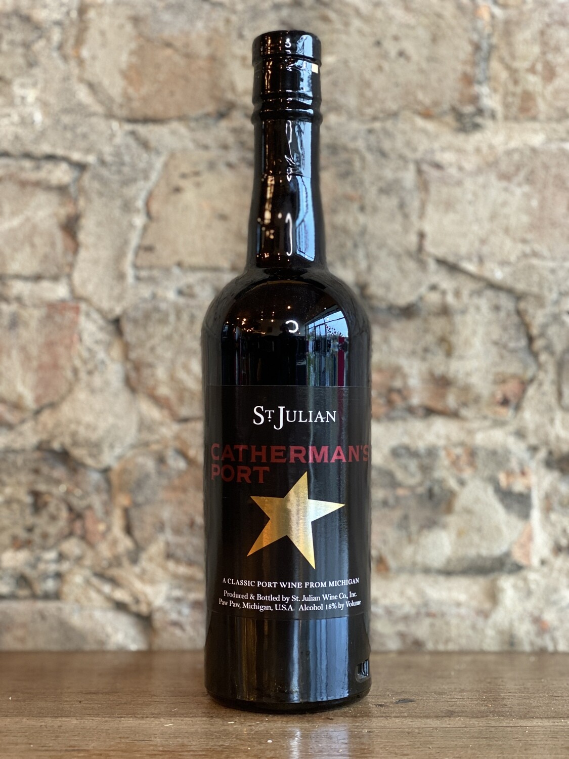 St. Julian Catherman's Port-Bottle