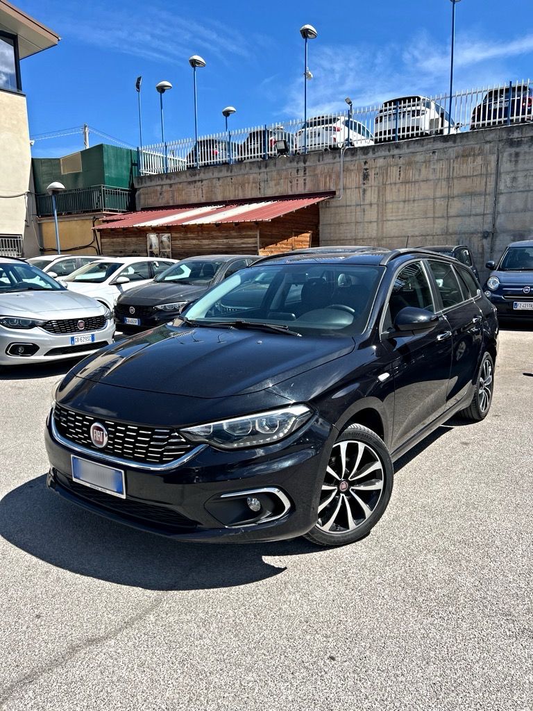 FIAT TIPO LOUNGE 2020