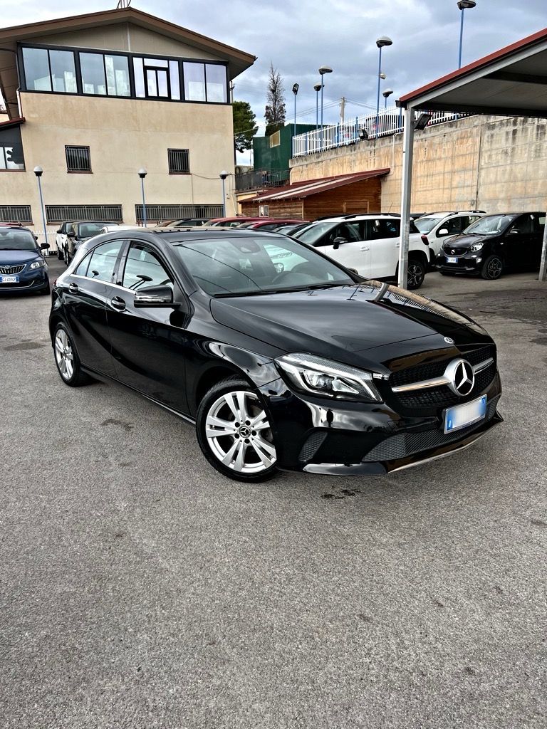MERCEDES A180 SPORT 2017 MERCEDES A180 SPORT 2017