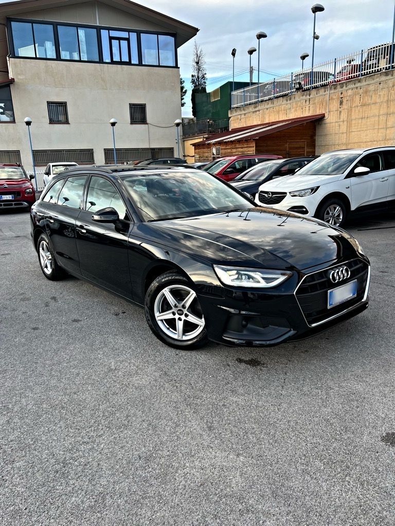AUDI A4 AVANT 2022 AUDI A4 AVANT 2022