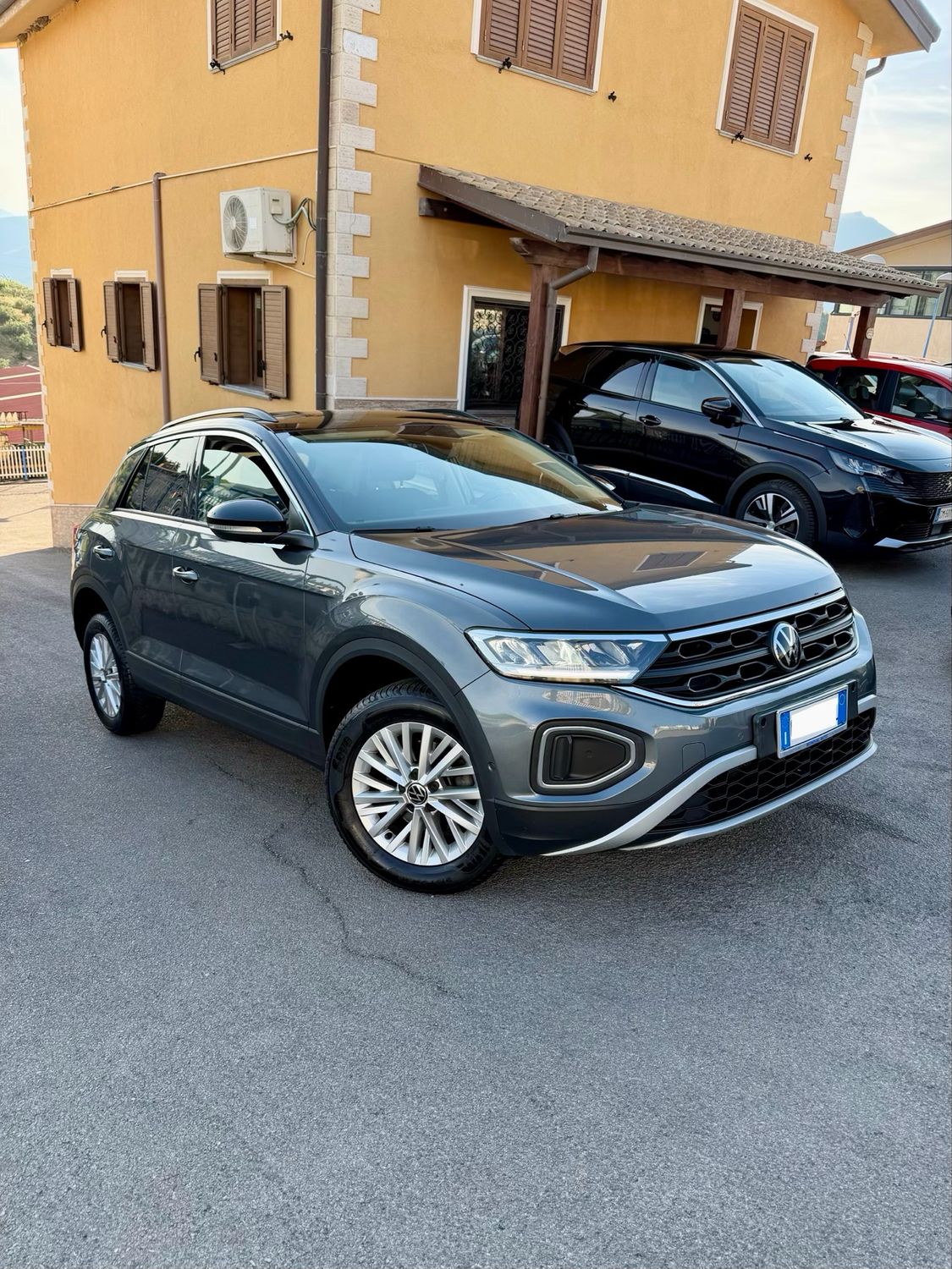 VOLKSWAGEN TROC 2023