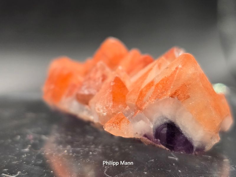 Amethyst mit Hämatit aus Thermalbad Wiesenbad Erzgebirge Amethyst mit Hämatit aus Thermalbad Wiesenbad Erzgebirge