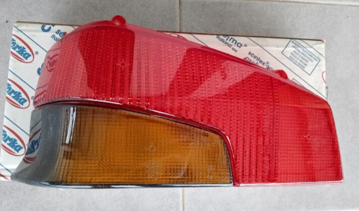Tulipa piloto trasero izquierdo PEUGEOT 106 (91-96)