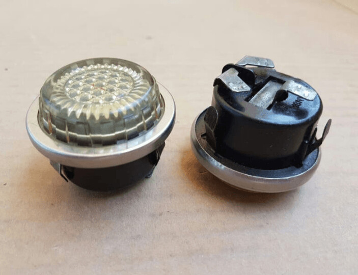 Pareja plafon interior cortesia seat 131, seat 132