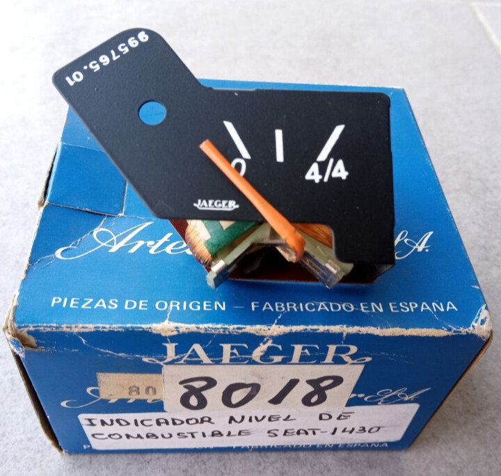 Reloj indicador gasolina Seat 124. Seat 1430