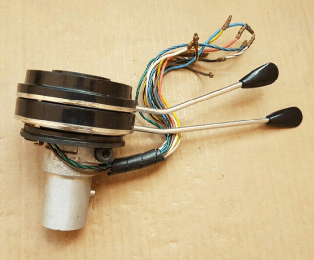 Conmutador o mando luces femsa cld2-3 Seat 1500