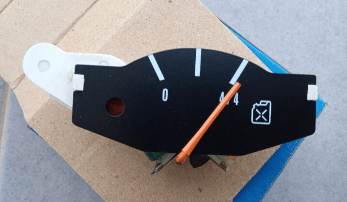 Reloj indicador gasolina Simca 1200