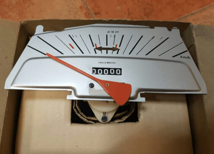 Marcador cuentakilometros Seat 850