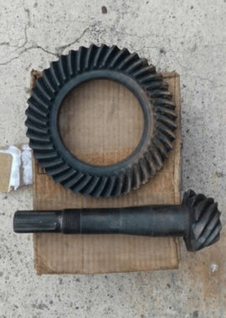 Grupo conico 10x43 Seat 124