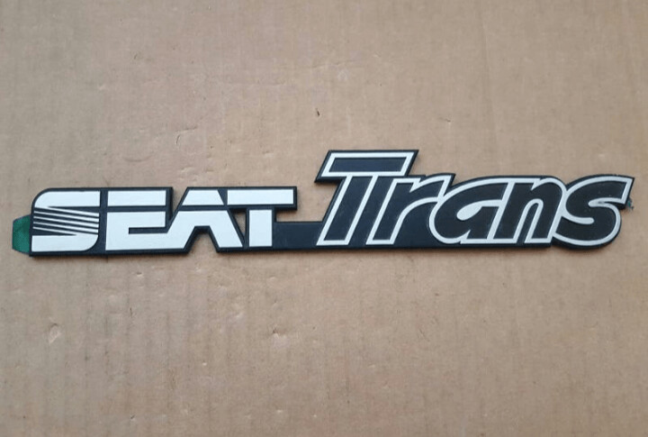 Insignia o anagrama Seat trans
