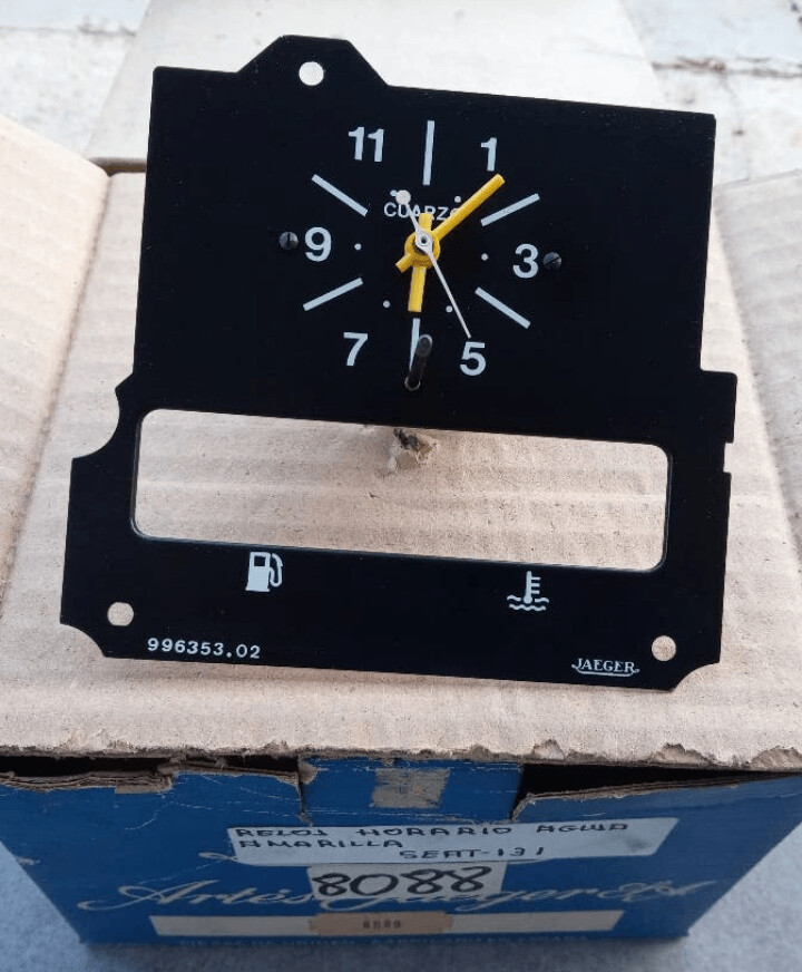 Reloj hora Seat 131