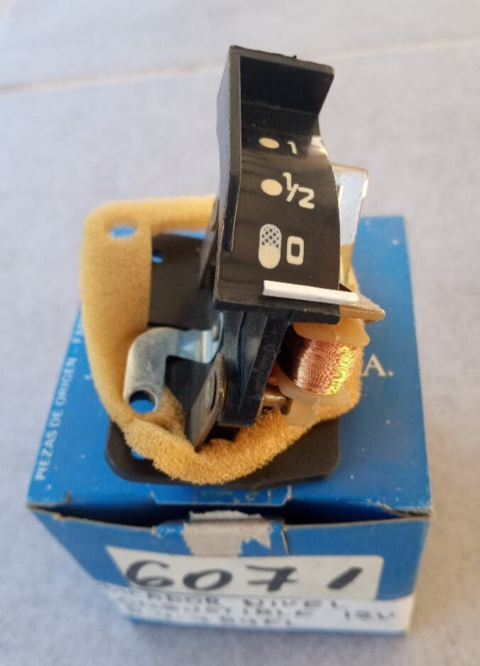 Reloj marcador gasolina Renault 4 1ª serie
