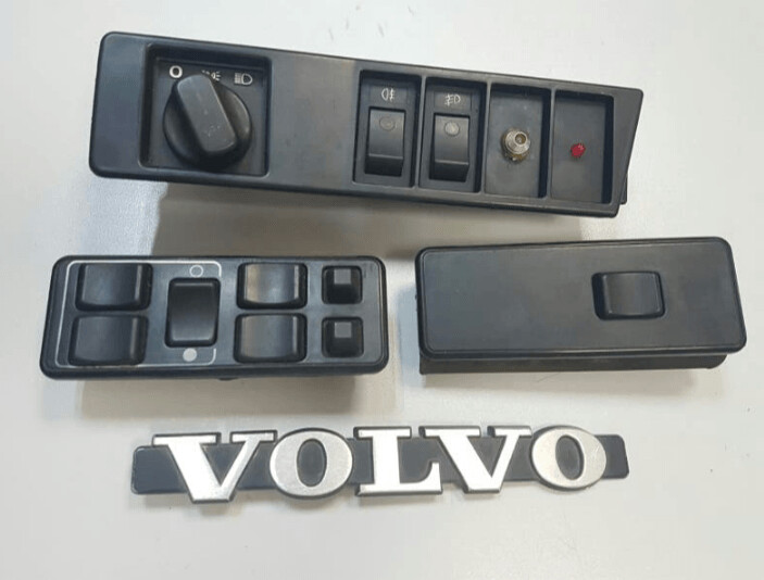 Lote mando luces, botonera y anagrama volvo 740