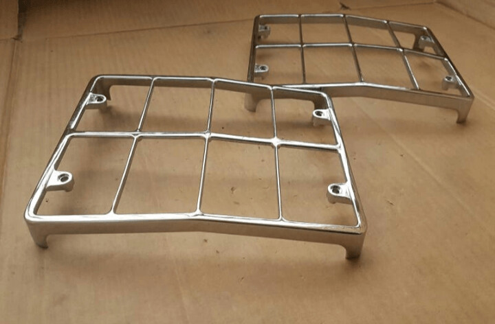 Pareja protectores pilotos traseros Seat 124 D