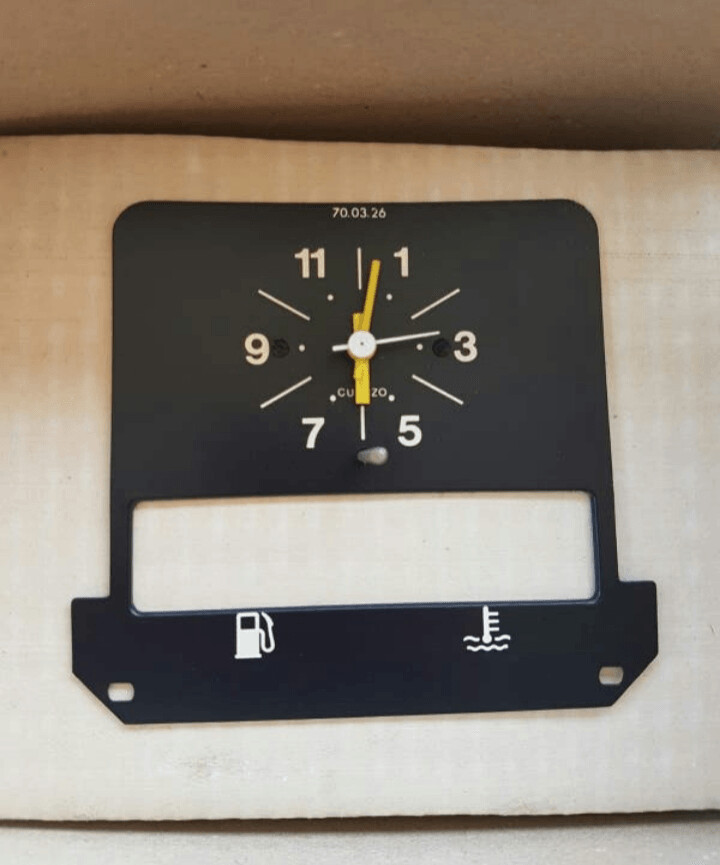 Reloj hora cuadro Seat 131