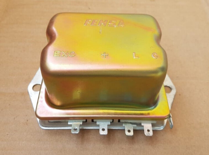 Regulador alternador GRK 12-20 SEAT 600