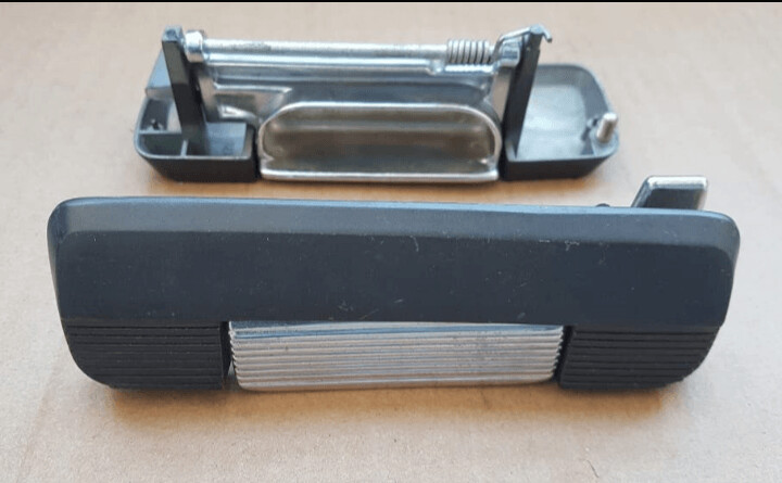 Manilla exterior trasera izquierda SEAT 127