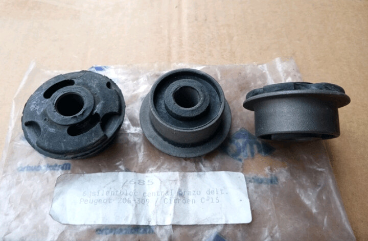 Silemblock central brazo delantero PEUGEOT.CITROEN
