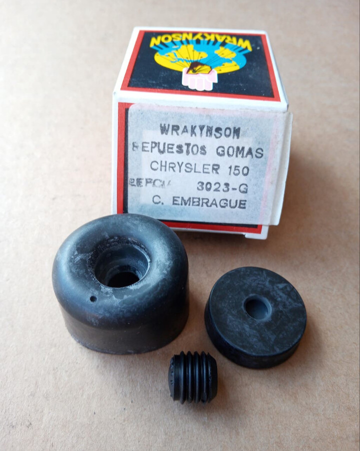 Gomas bomba embrague CHRYSLER 150