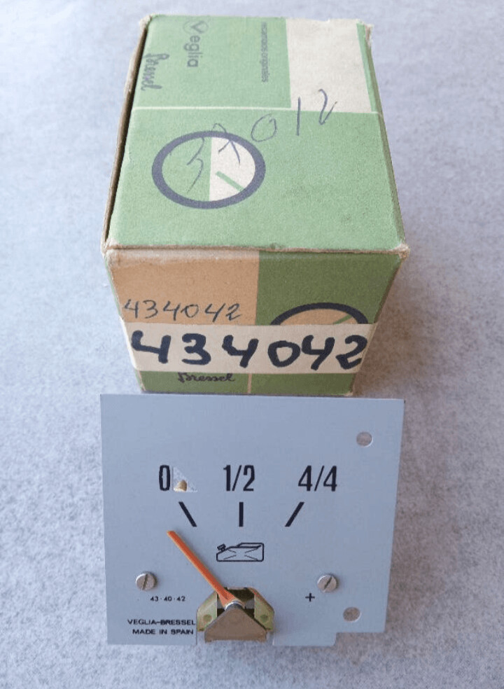 Reloj marcador gasolina veglia SEAT 124 D 2SERIE