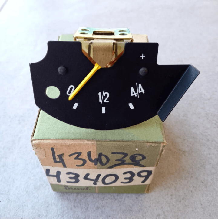 Reloj marcador nivel gasolina SEAT 127