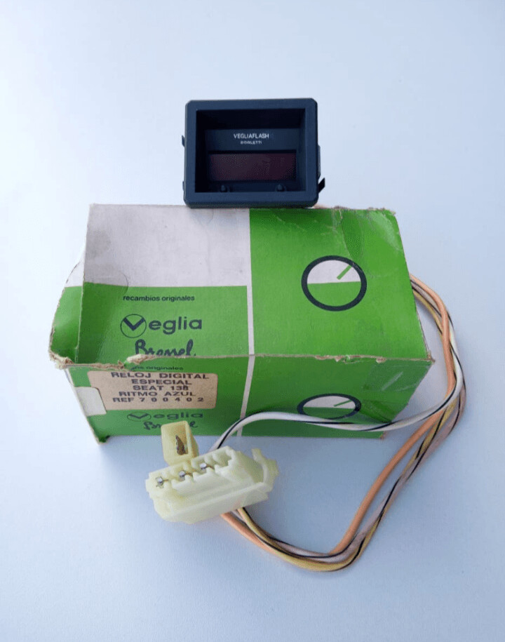 Reloj hora digital azul veglia SEAT RITMO