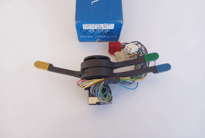 Conmutador mando luces marron SEAT 127 (jaeger)