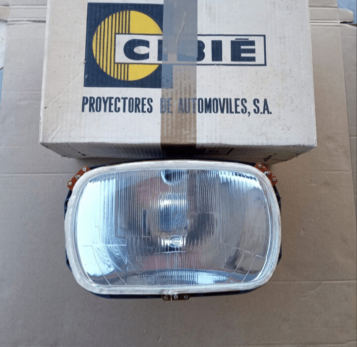 Optica faro con coco CHRYSLER 180