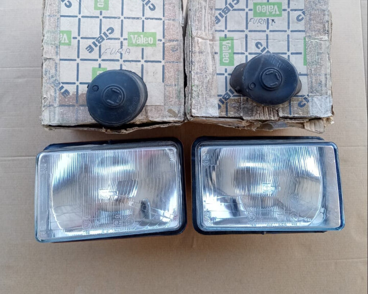 Pareja opticas faros cibie h4 SEAT FURA