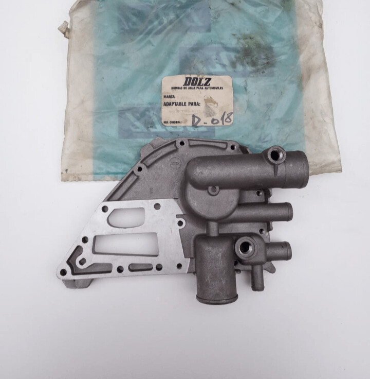 Tapa bomba agua RENAULT 18