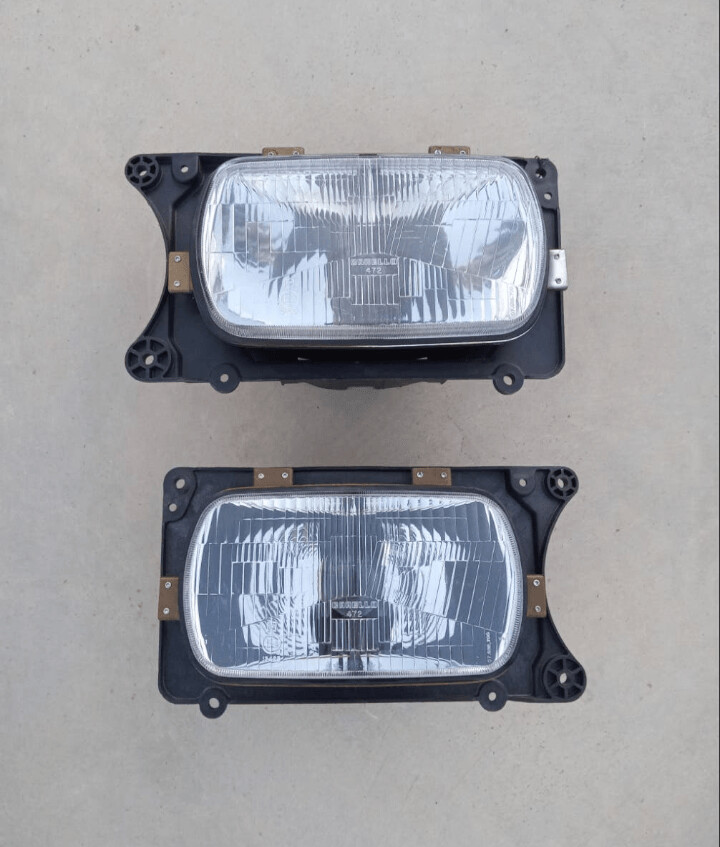 Pareja faros con soporte SEAT 131 1SERIE carello 472