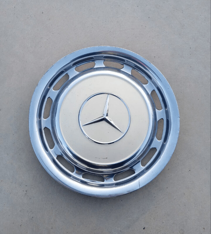 Tapacubos mercedes clasico