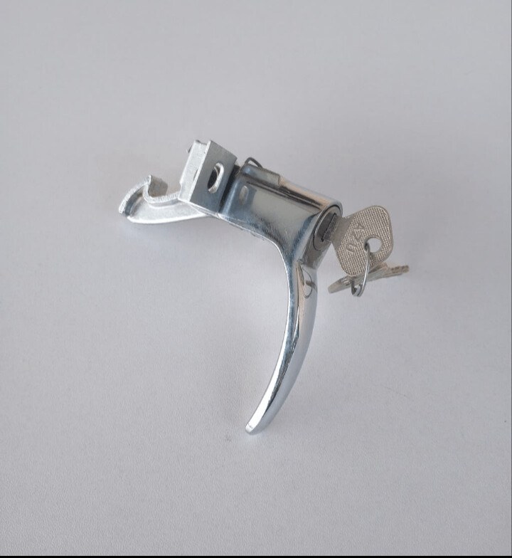 Manilla cerradura capo motor SEAT 600