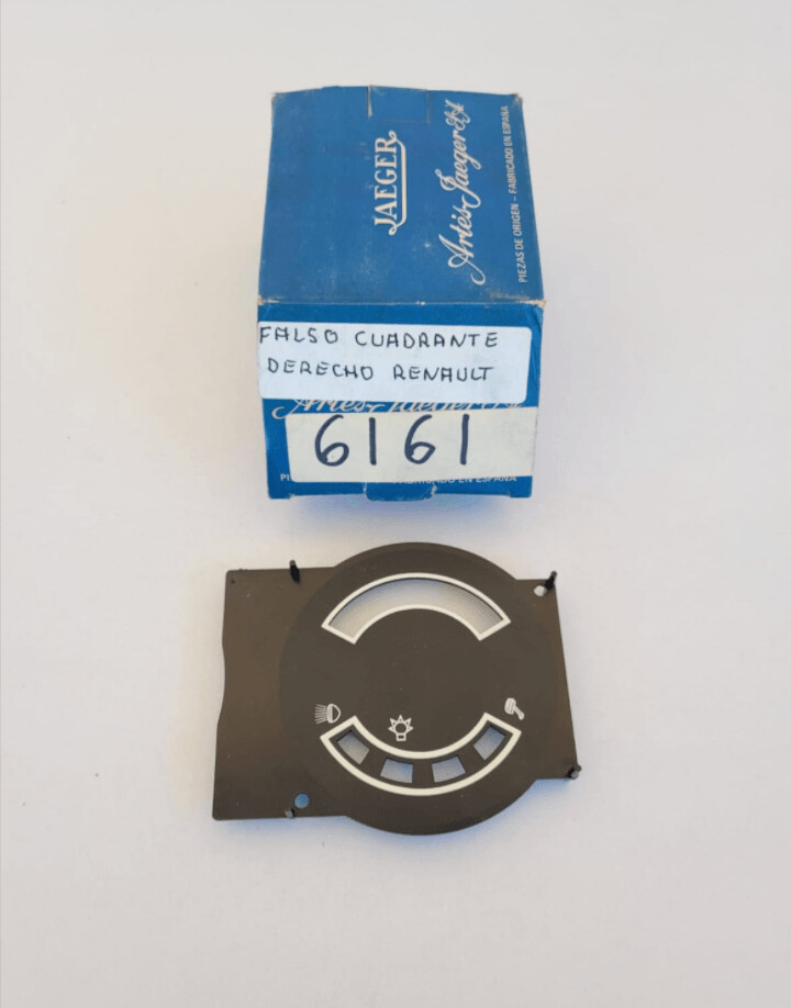 Falso cuadrante derecho cuadro RENAULT 12 S