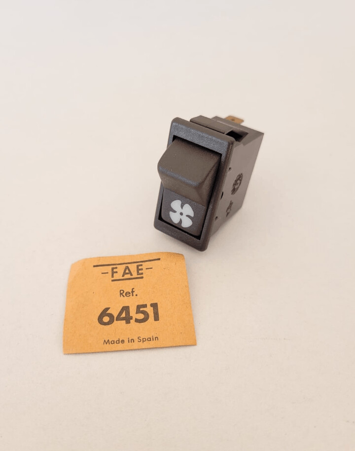 Interruptor calefaccion SEAT PANDA (fae 6451)