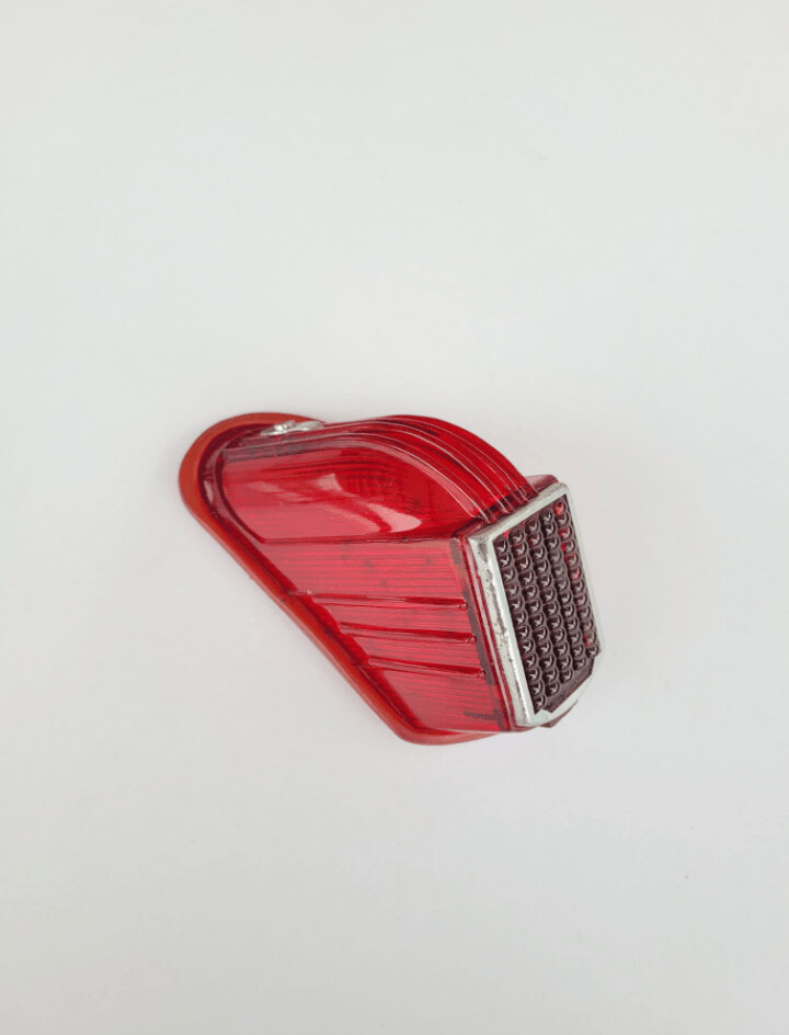 Tulipa trasera izquierda RENAULT 4CV-4/4 (kinby)