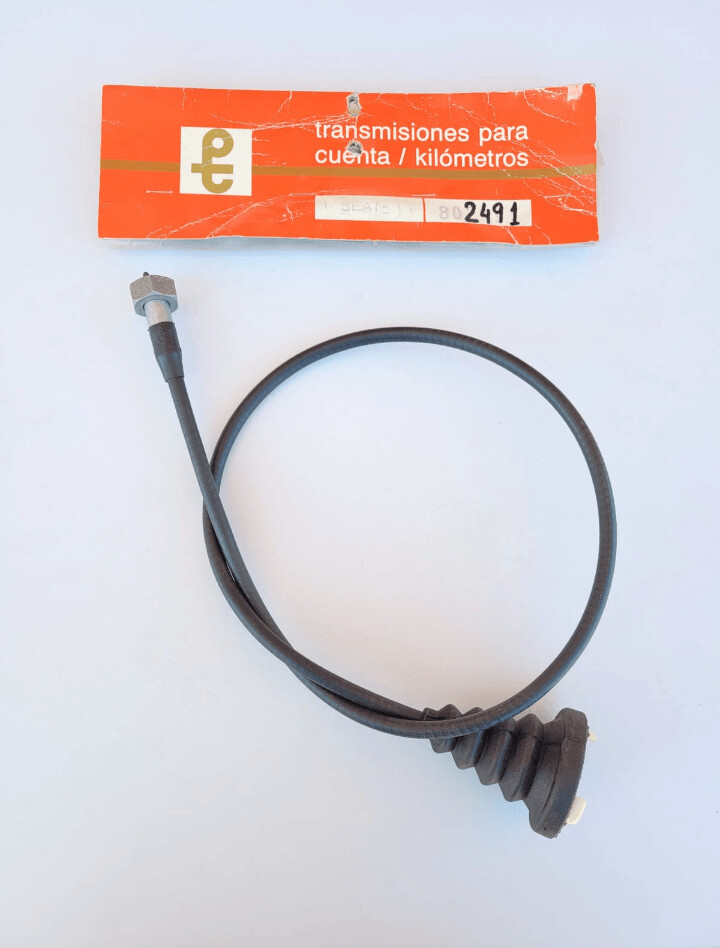 Cable cuentakilometros con funda SEAT PANDA (902mm)