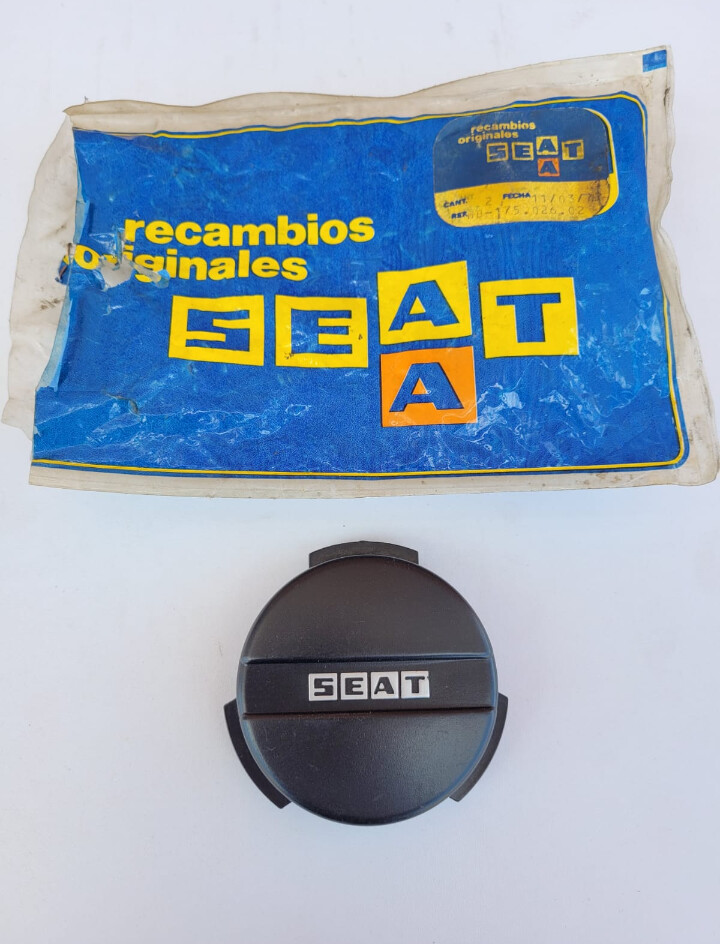 Tapa centro volante pulsador claxon SEAT 127