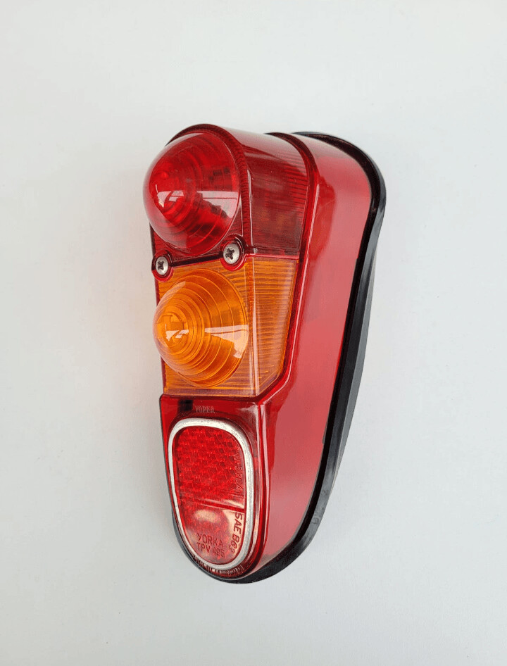 Piloto trasero derecho RENAULT 4L (yorka)